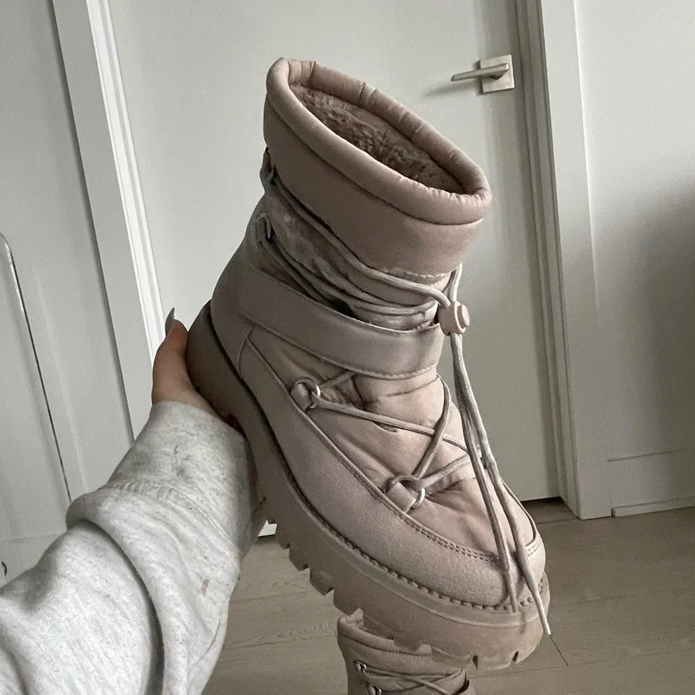 Call it Spring winter boots - Picture 2 of 5